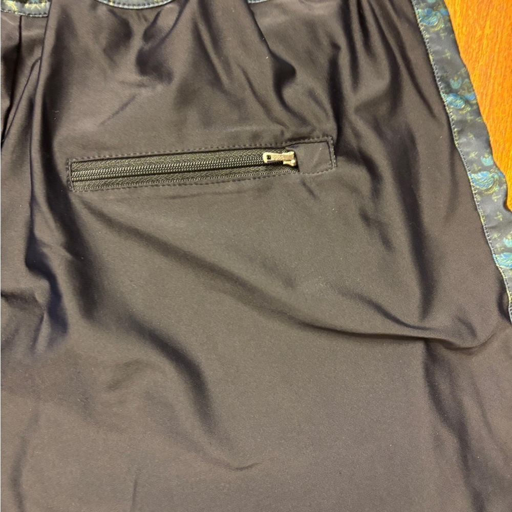 BerBeda Black Athletic Shorts with Patterned Trim - Picture 5 of 6
